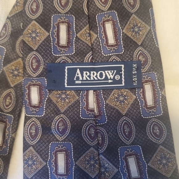 Arrow Mens Tie - Picture 3 of 3